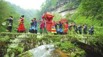 川南拟建四城旅游大环线 泸州设计川南1小时经济圈