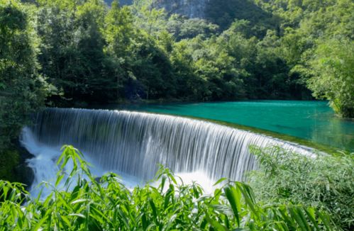 纯净梵天 黄果树 千户苗寨 小七孔 梵净山 寨沙侗寨 镇远古镇 经典6日