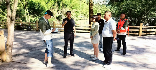 许建国在草地乡督导调研相关工作